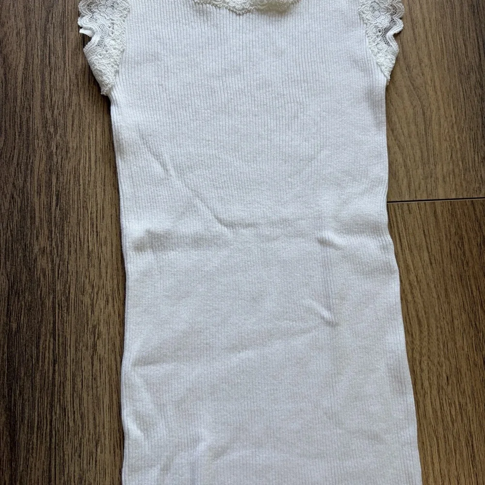 SOLD - Picture 3 of 7